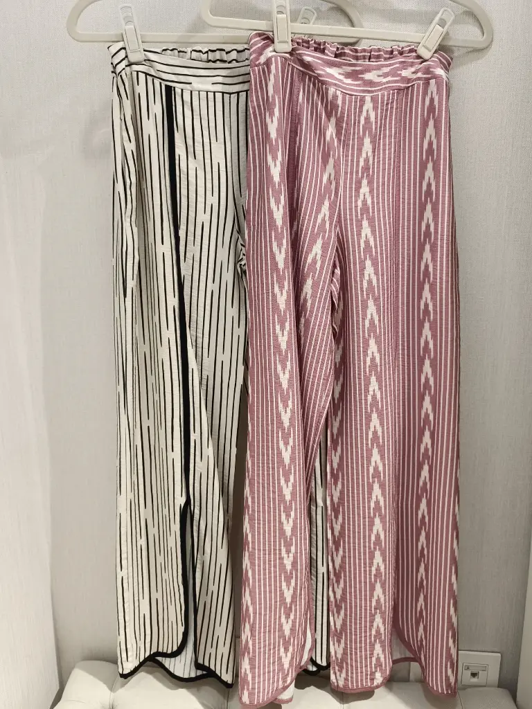Pantalon abertura 1.webp