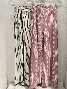 Pantalon abertura 1.webp